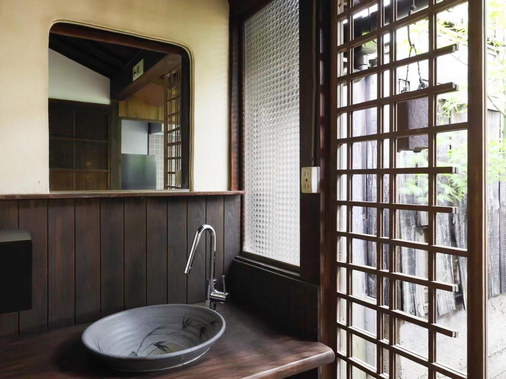 古民家の宿宰嘉庵 Traditionaljapanisehotel Saikaan Maizuru Bagian luar foto